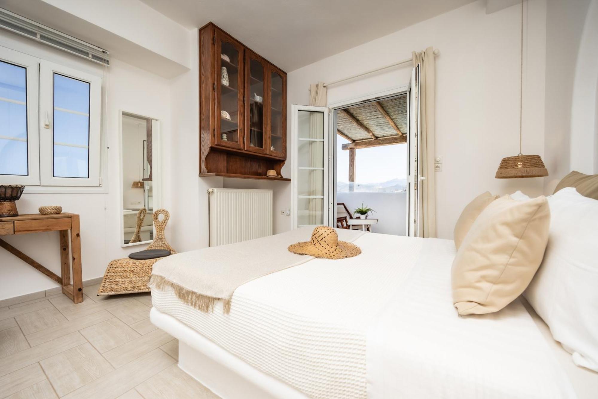 Thea Suites Naxos Agios Prokopios (Naxos) Exterior foto